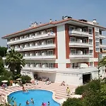 Hotel Gran Garbi Mar & Aquasplash Lloret de Mar