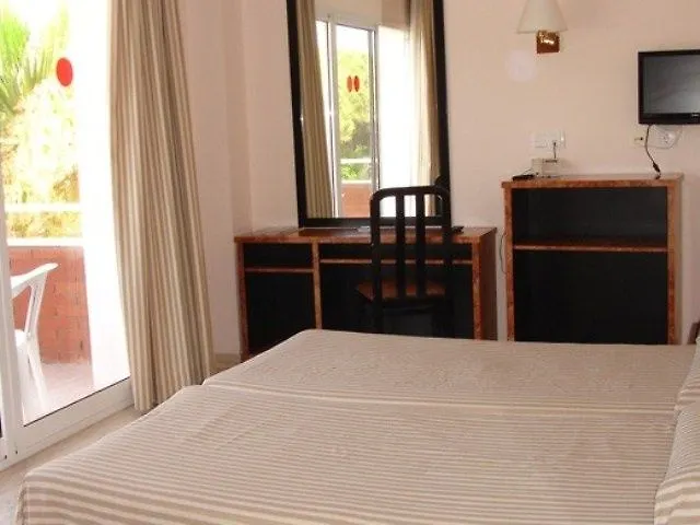 Hotel Gran Garbi Mar & Aquasplash 4*