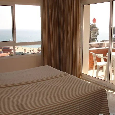Gran Garbi Mar & Aquasplash Hotel 4*