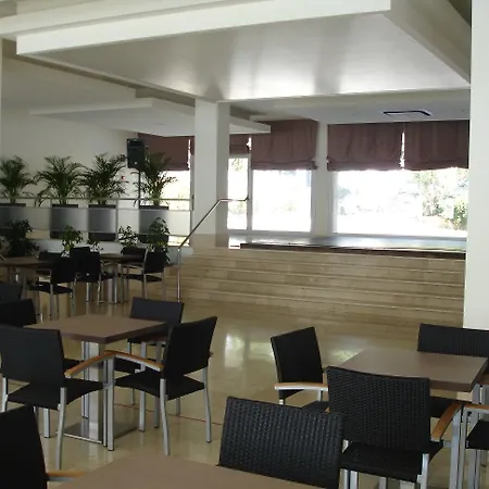 Gran Garbi Mar & Aquasplash Готель 4*