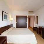 Готель Gran Garbi Mar & Aquasplash